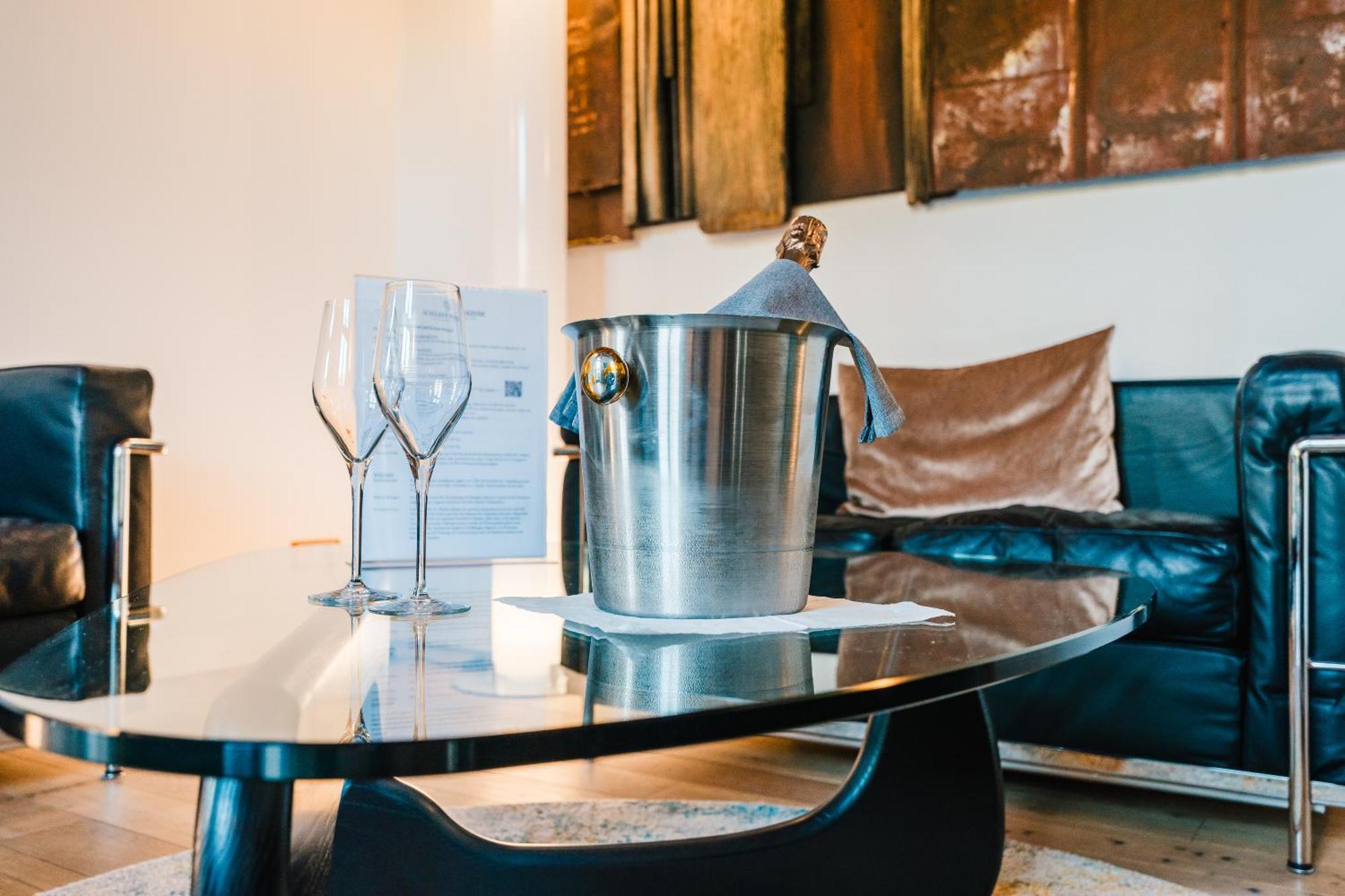 Romantik Hotel Schloss Ranzow Ломе Екстериор снимка