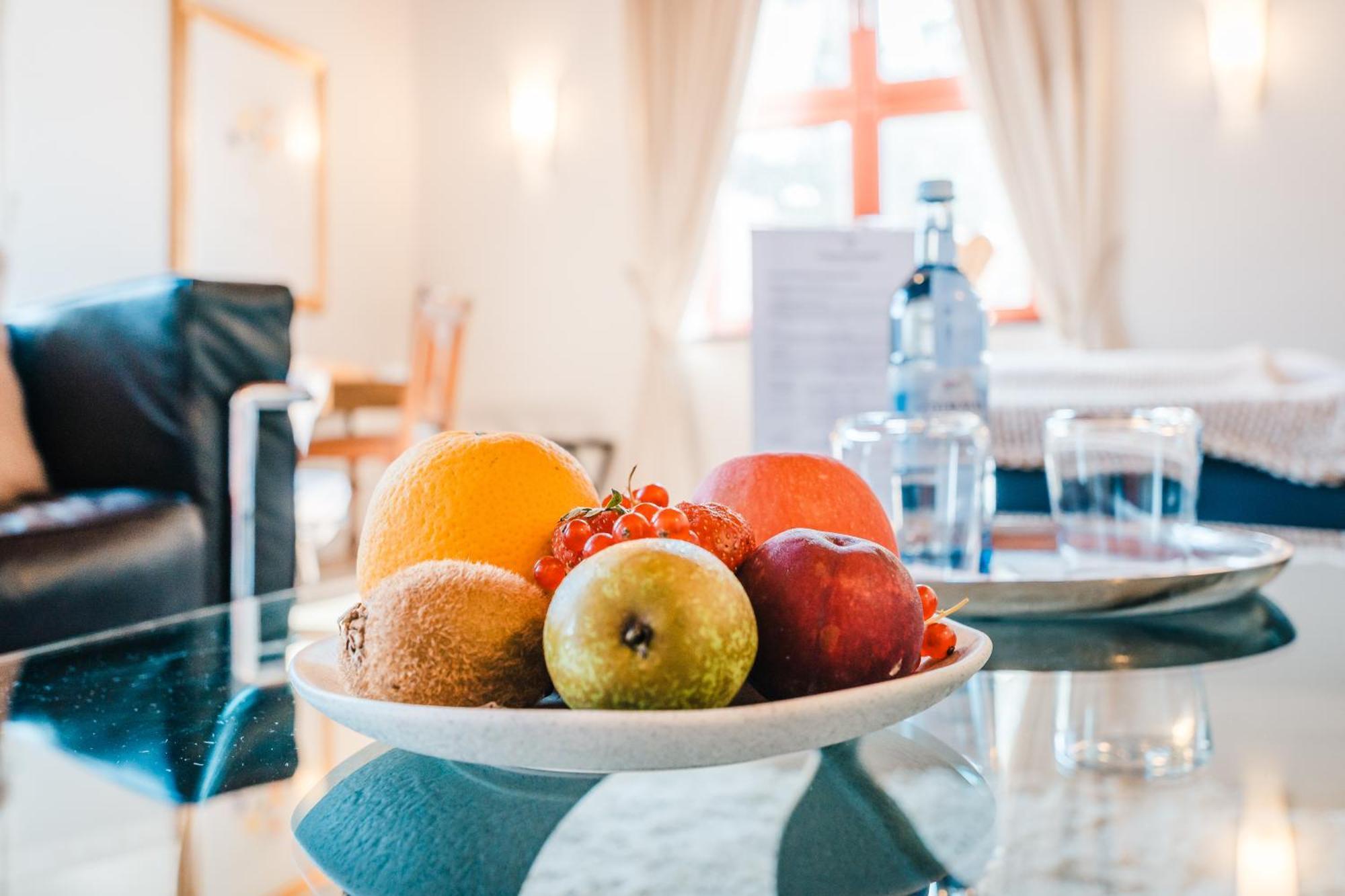 Romantik Hotel Schloss Ranzow Ломе Екстериор снимка